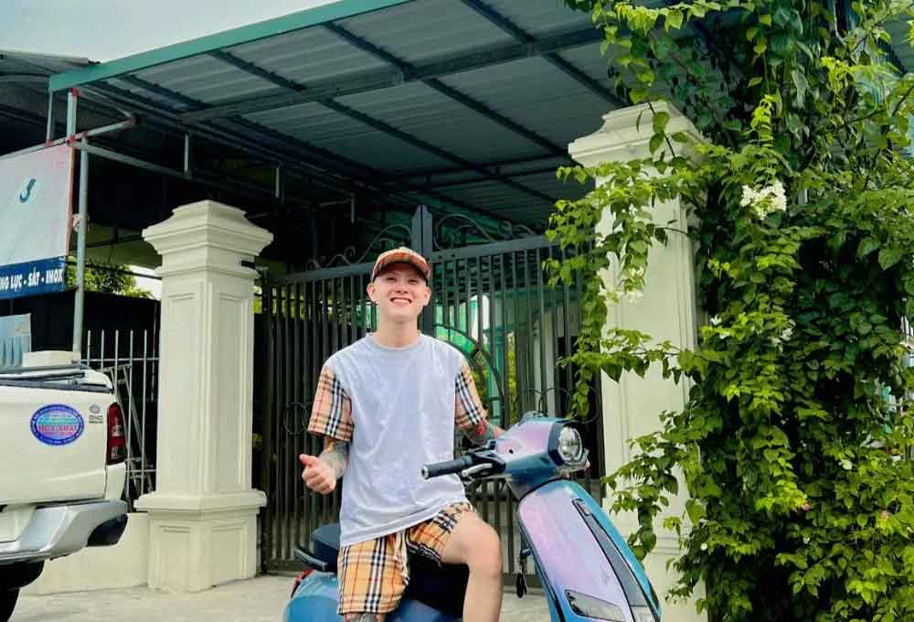 CEO Nguyễn Chung Tín: Hành trình chinh phục FLY88 đỉnh cao 5 Quá trình xây dựng sự nghiệp của CEO Nguyễn Chung Tín trước khi gặt hái thành công rực rỡ với FLY88